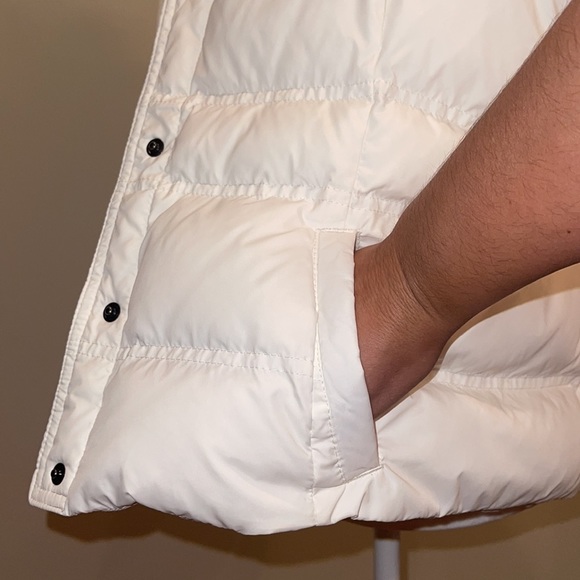 Lands’ End Down Puffer Vest in Ivory - Picture 5 of 8
